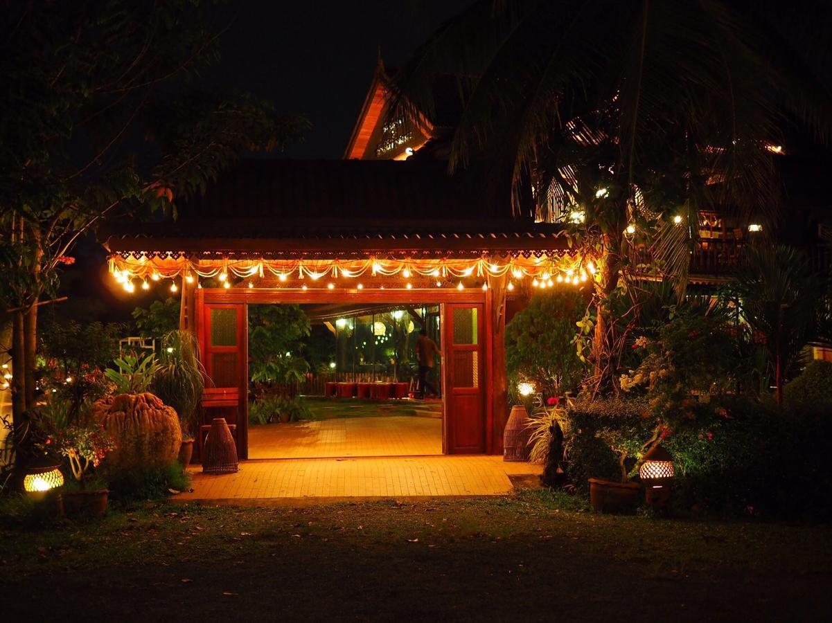 Ruean Thai Nai Bang By Pansak Resort Surat Thani Exteriör bild