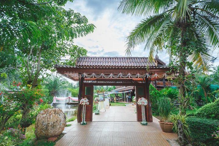 Ruean Thai Nai Bang By Pansak Resort Surat Thani Exteriör bild